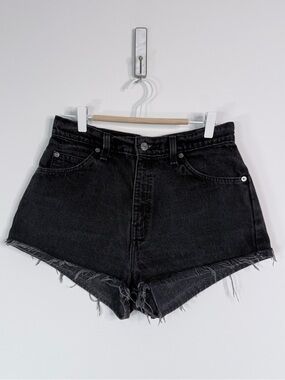 #24 LEVI'S Women's '550 Relaxed Fit' Jean Shorts - 30